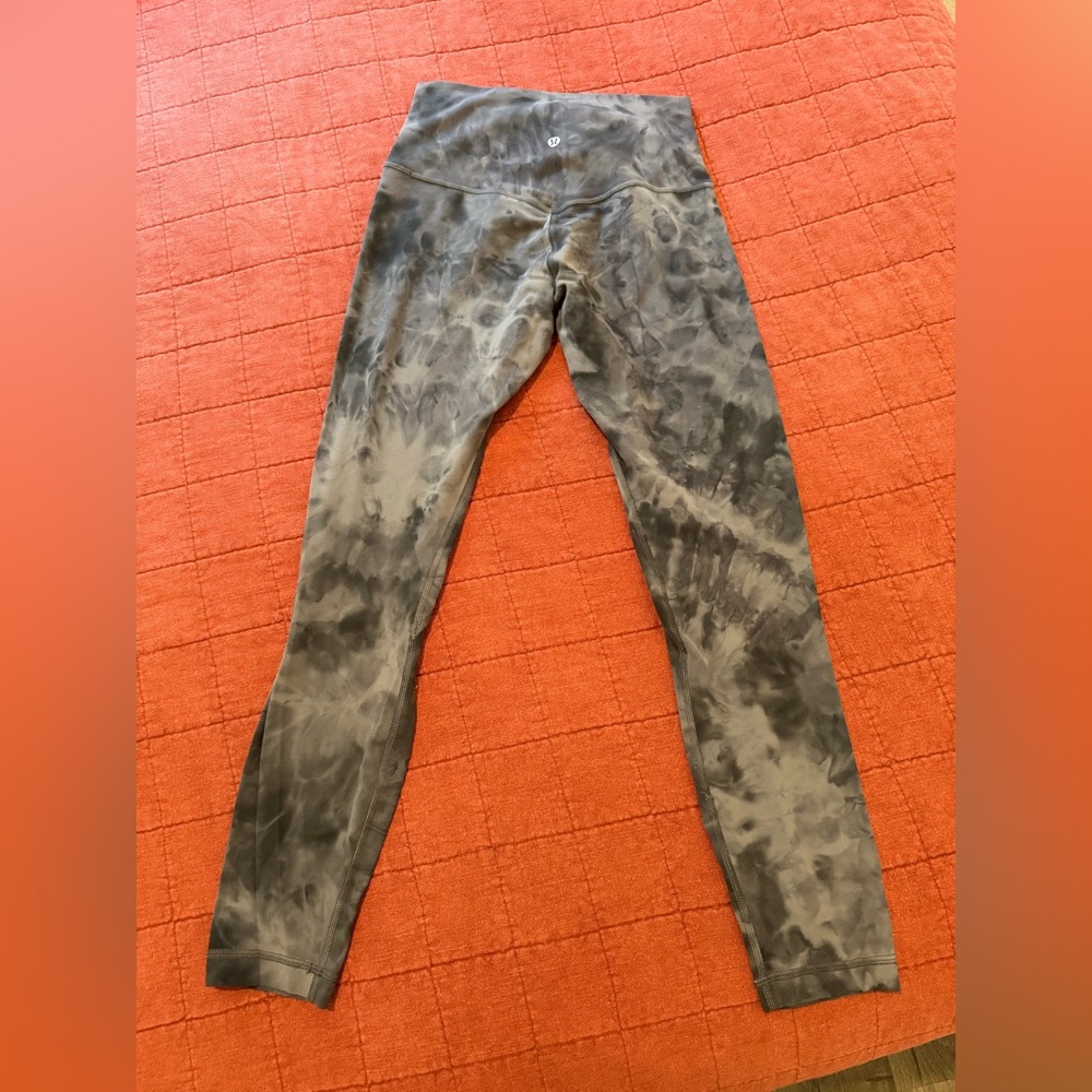 lululemon athletica size 6 inseam 25” Gray Tie-Dye Leggings